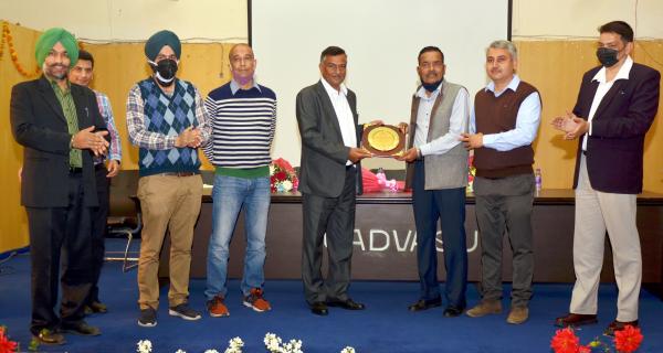 Dr. Inderjeet Singh, Vice Chancellor, GADVASU and Teachers Association honour of Dr. Dwivedi on his retirement on 1st March, 2021